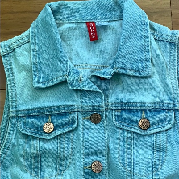 Divided Tops - Divided H&M Jean Vest